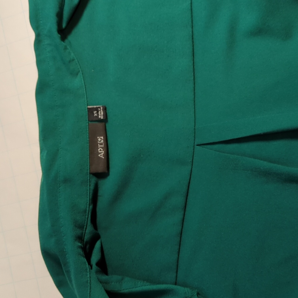 Green Apt 9 button down blouse - Picture 3 of 10